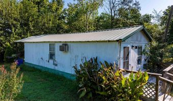 55 Hall Dr, Batesville, AR 72501