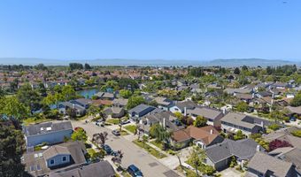 39 Crane Ct, Alameda, CA 94502