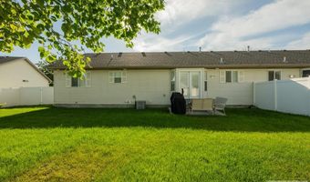 995 Edinburg Cir, Ammon, ID 83406