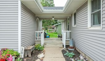 301 5th Street Pl SE, Altoona, IA 50009