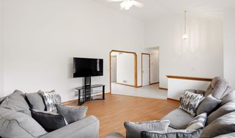 92 Birch St, Beachwood, NJ 08722
