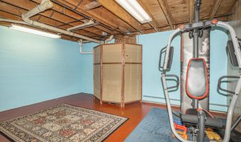 1125 Van Dusen Dr, Ann Arbor, MI 48103