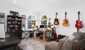 29614 Ridgeway Dr, Agoura Hills, CA 91301