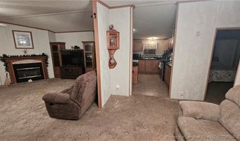 2156 Maxton St, Autryville, NC 28318