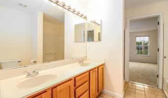2303 Eaton Ct 2303, Danbury, CT 06811