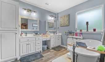 10820 W Sardis Rd, Bauxite, AR 72011