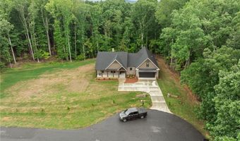 2589 Northmont Lake Dr, Asheboro, NC 27205