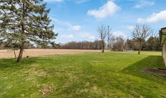 418 Fox Lake Rd, Wooster, OH 44691