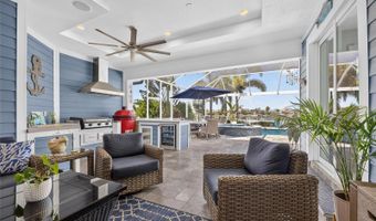 5216 POINT HARBOR Ln, Apollo Beach, FL 33572