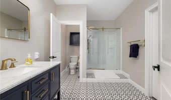 52 Pine Swamp Rd, Cumberland, RI 02864