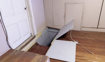 208 W Erie St, Albion, MI 49224