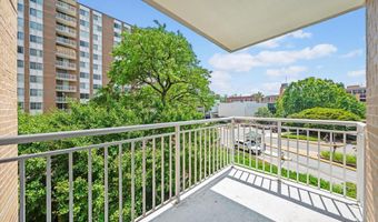 3001 VEAZEY Ter NW 710, Washington, DC 20008