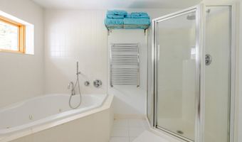 30-40 Fawn Ln, Accord, NY 12404