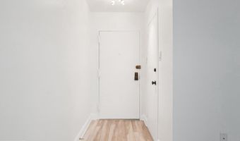2059 HUNTINGTON Ave 111, Alexandria, VA 22303