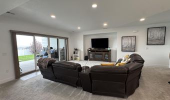 4009 SAGE Rd, Cheyenne, WY 82001