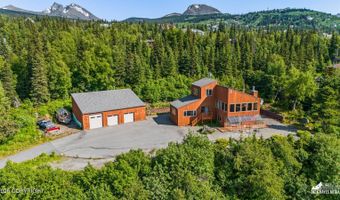 11411 Snowline Dr, Anchorage, AK 99507