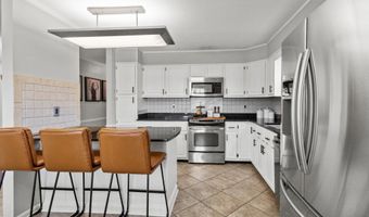 217 Collier Dr, Albertville, AL 35951