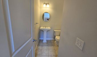 19 Oak Branch Dr 19, Brookfield, CT 06804