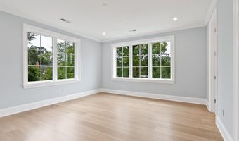2920 CHESAPEAKE St NW, Washington, DC 20008