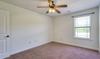 343 Robin Helton Dr, Boiling Springs, SC 29316