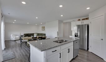 11 Walnut Mill Way 11, Ashville, OH 43103