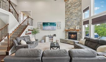574 Ravensridge Ct, Alexandria, KY 41001