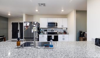 1635 W COTTONWOOD BLUFFS Dr, Benson, AZ 85602