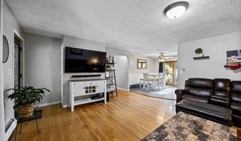 99 Lake Hayward Rd, Colchester, CT 06415