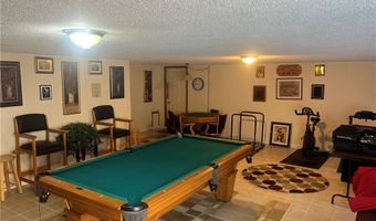 521 N Calhoun Shores Pkwy, Calhoun Falls, SC 29628