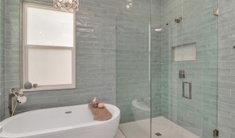 5721 SEA TURTLE Pl, Apollo Beach, FL 33572