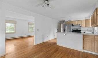103 Gosset's Turn Dr, Middletown, RI 02842