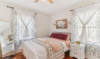 4518 Kingman Blvd, Des Moines, IA 50311