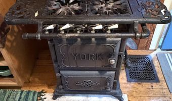 28 Murray St, Burlington, VT 05401