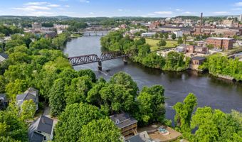 38 Newbury St, Auburn, ME 04210