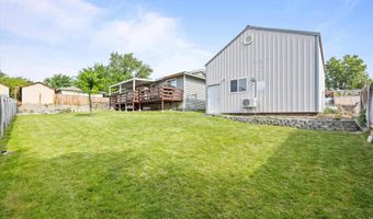 1103 Christopher Ln, Benton City, WA 99320