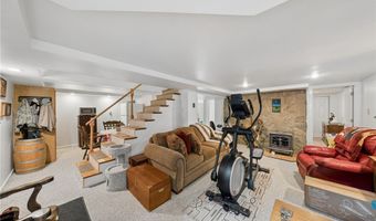 24 McCullough Hill Rd, Amity, PA 15311