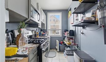 85 Hendricks St, Central Falls, RI 02863