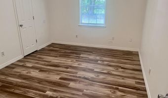104 Olympic Cir, Ocean Springs, MS 39564