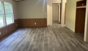 226 Fuller St, Blue Mountain, MS 38610