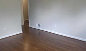 2250 N QUANTICO St, Arlington, VA 22205