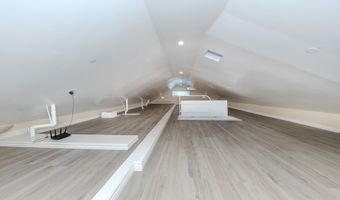 7655 E Silver Dollar Ln, Anaheim, CA 92808