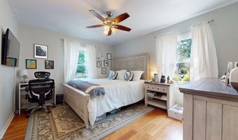 267 W Wyoming Ave, Absecon, NJ 08201