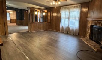 18 12th Ave W, Albia, IA 52531