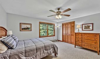 11 Loft Cir, Campton, NH 03223