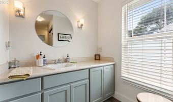 3868 GRANT Pl, Bandon, OR 97411