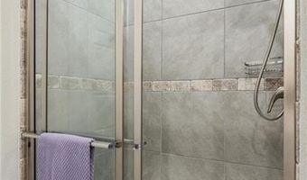 3903 SW Peachwood Dr, Bentonville, AR 72713