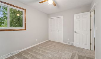 27 CARIBOU Ct, Appleton, WI 54911