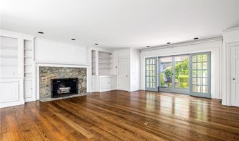 97 Harrison Ave P1, Newport, RI 02840