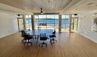 916 LAKE DESTINY Rd E, Altamonte Springs, FL 32714