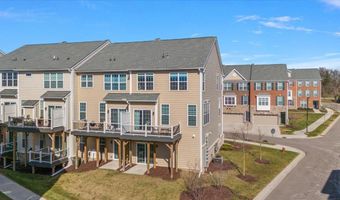 2824 Ridington Rd, Ann Arbor, MI 48105